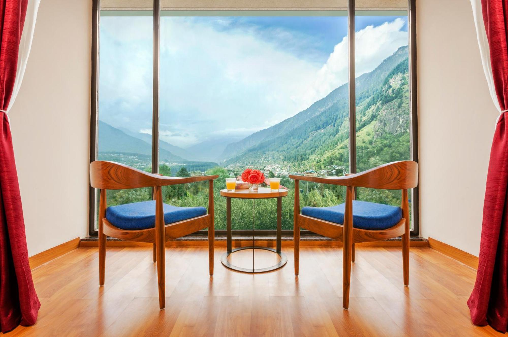 Отель Sterling Manali Экстерьер фото